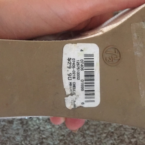 White Wedges - Picture 3 of 4